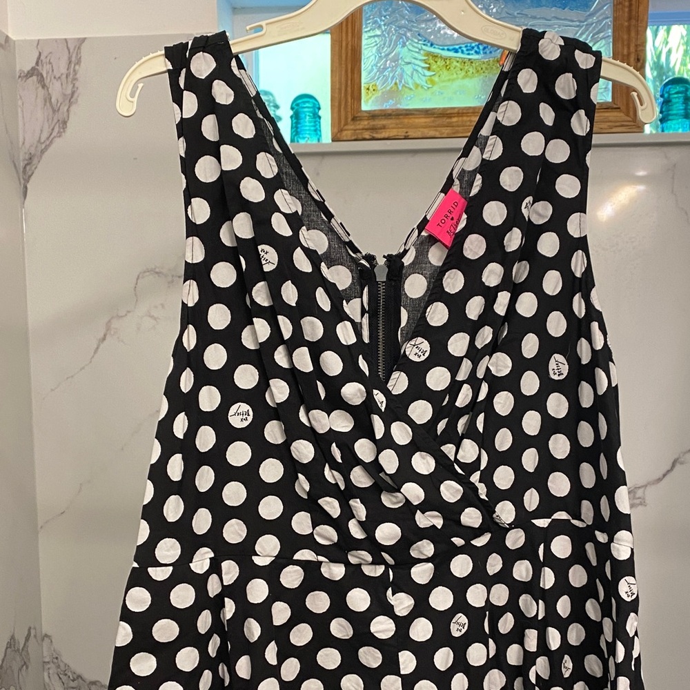 Trendy Black and White Polka Dot Midi Dress